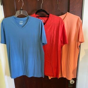 3 v neck shirts